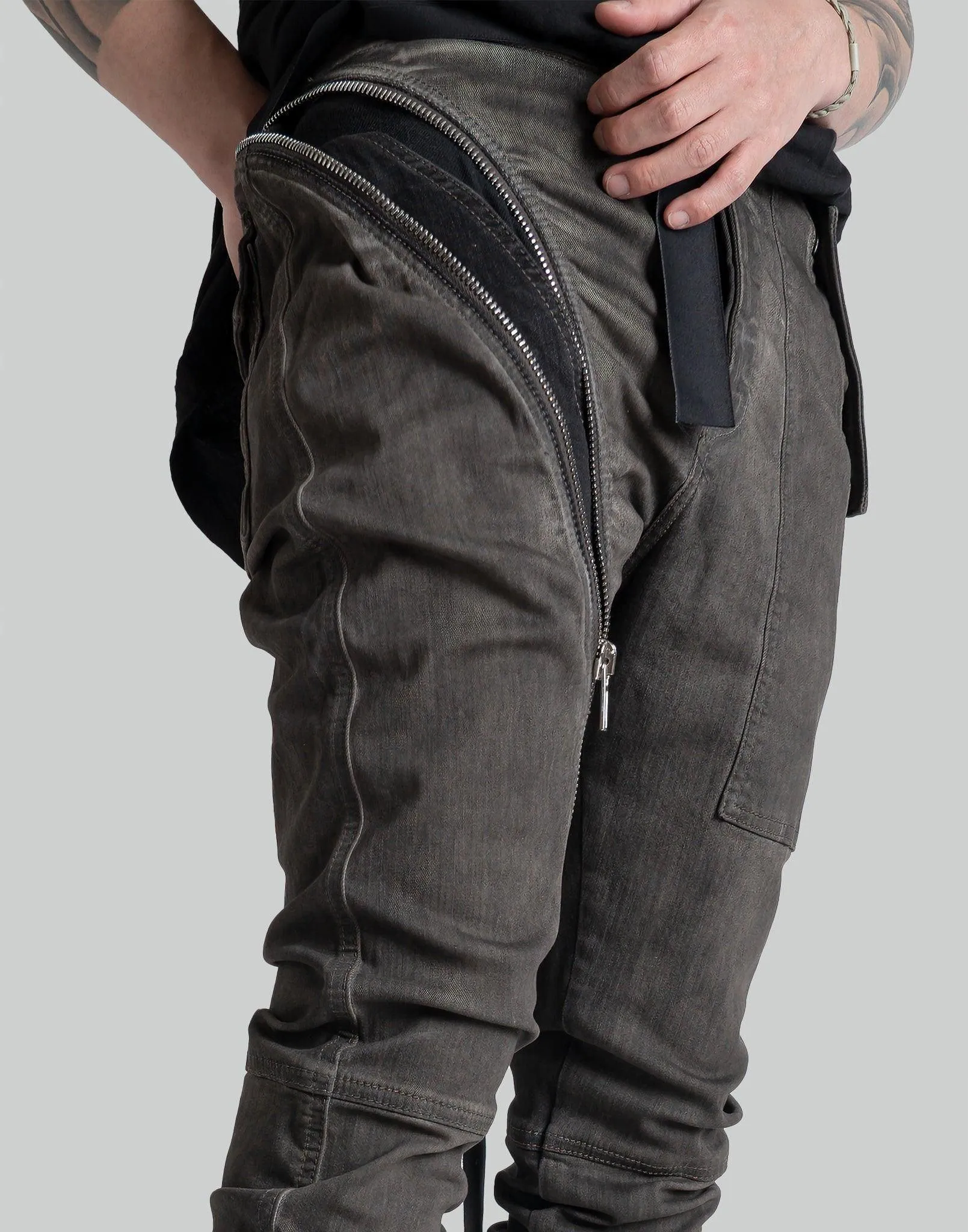 AIRCUT JOGGERS