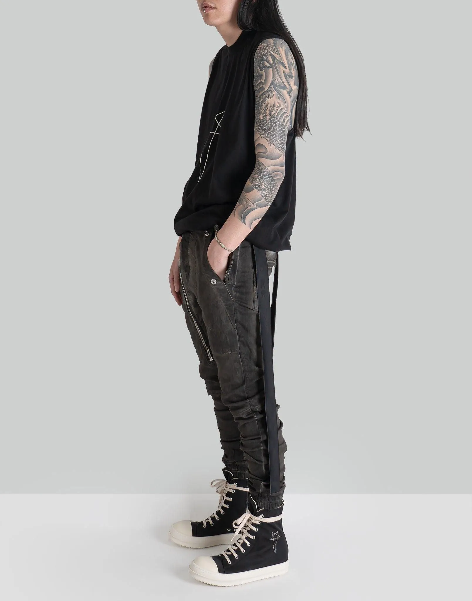 AIRCUT JOGGERS