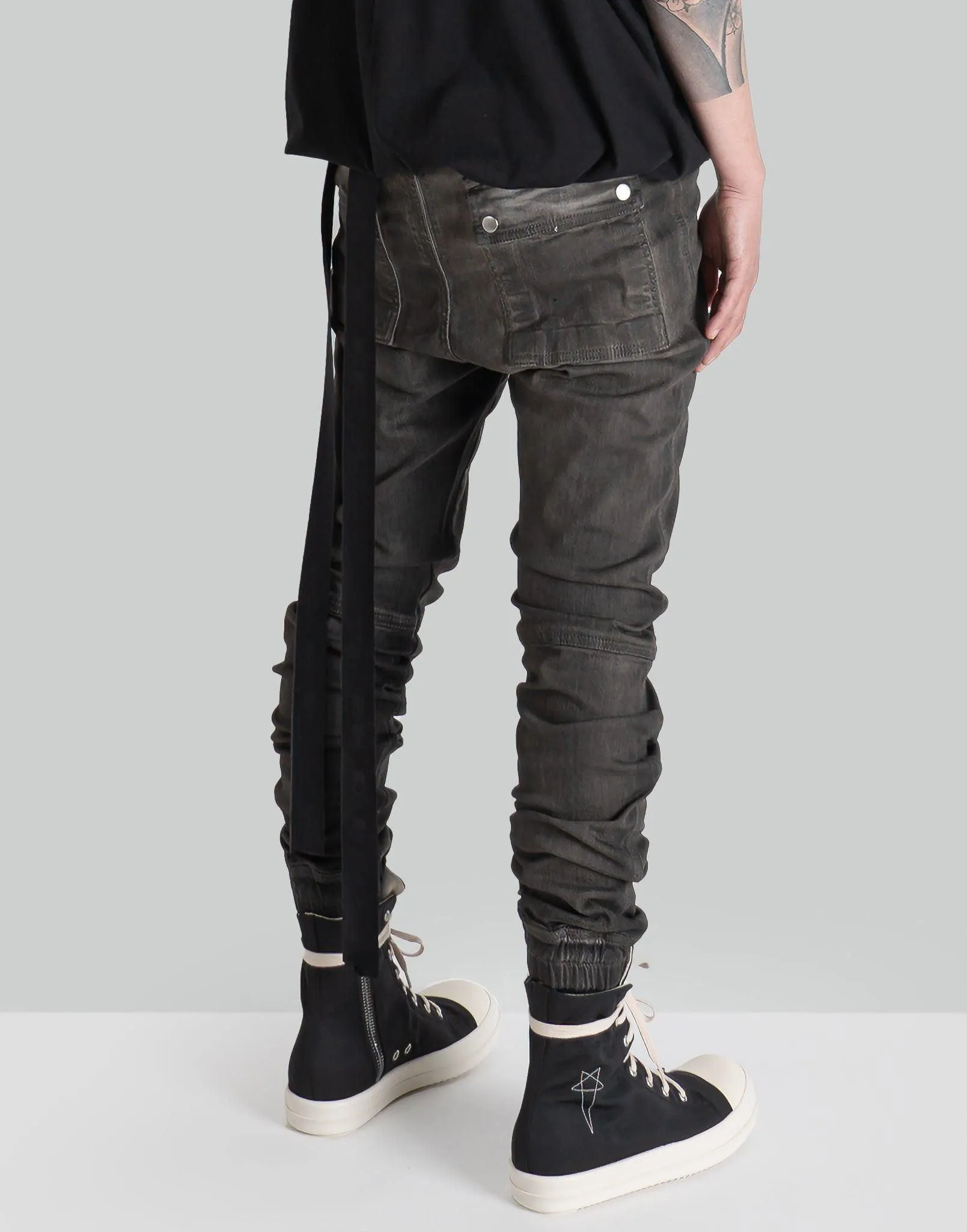 AIRCUT JOGGERS