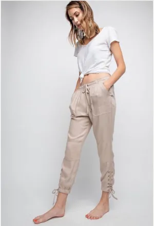 Annaliese Twill Joggers