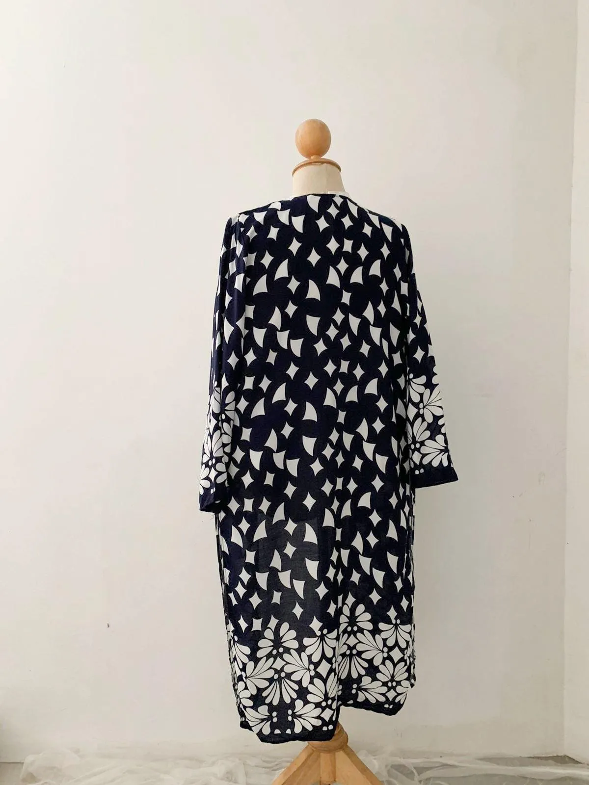 Cardigans Dress - Diamonds