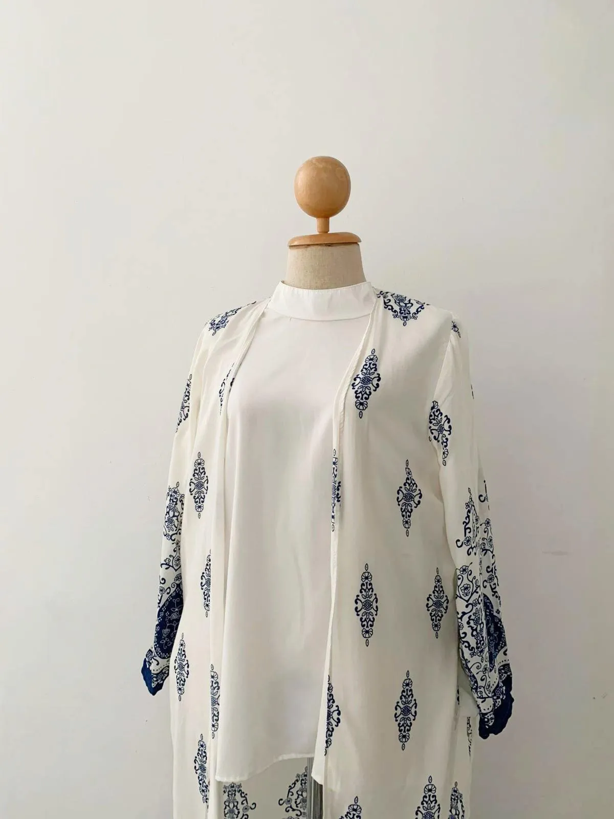 Cardigans Dress - Diamonds