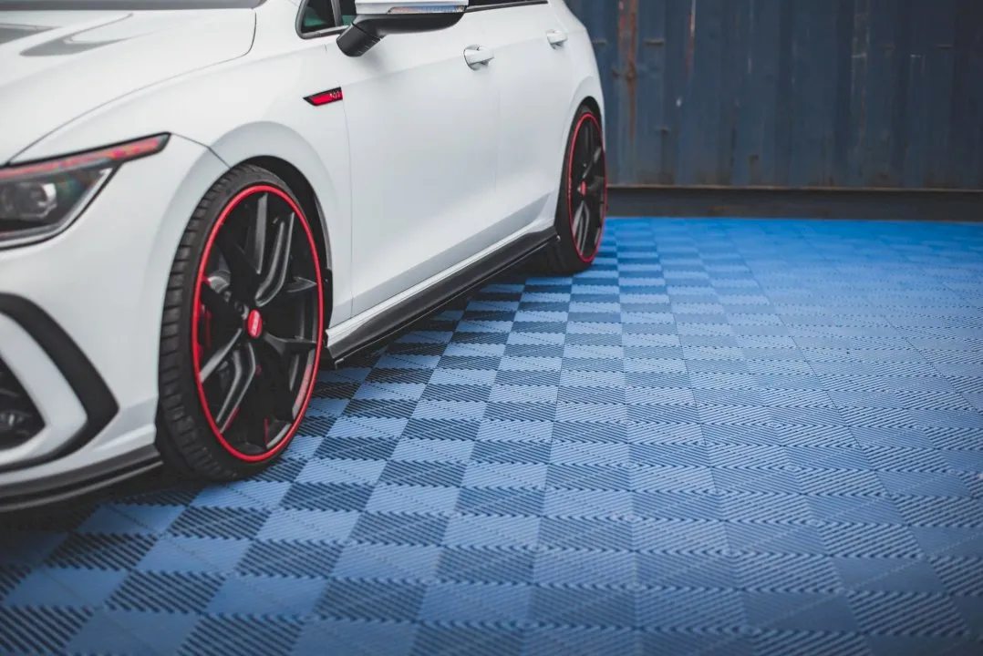 Maxton Design - SIDE SKIRTS DIFFUSERS V.1 VOLKSWAGEN GOLF GTI / GTE / GTI CLUBSPORT / R-LINE MK8