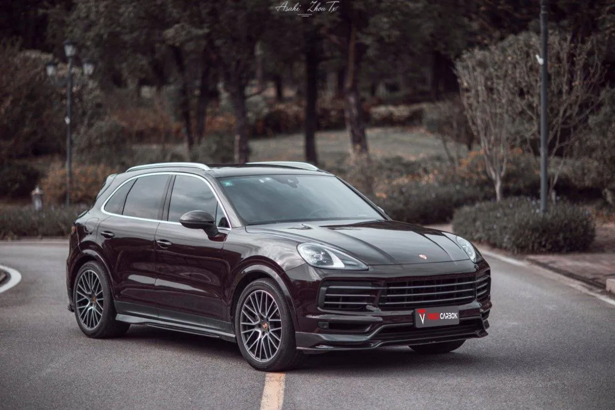 TAKD Carbon Side Skirts for Porsche Cayenne 9Y0 & Cayenne Coupe 9Y3 2018-ON Carbon Fiber