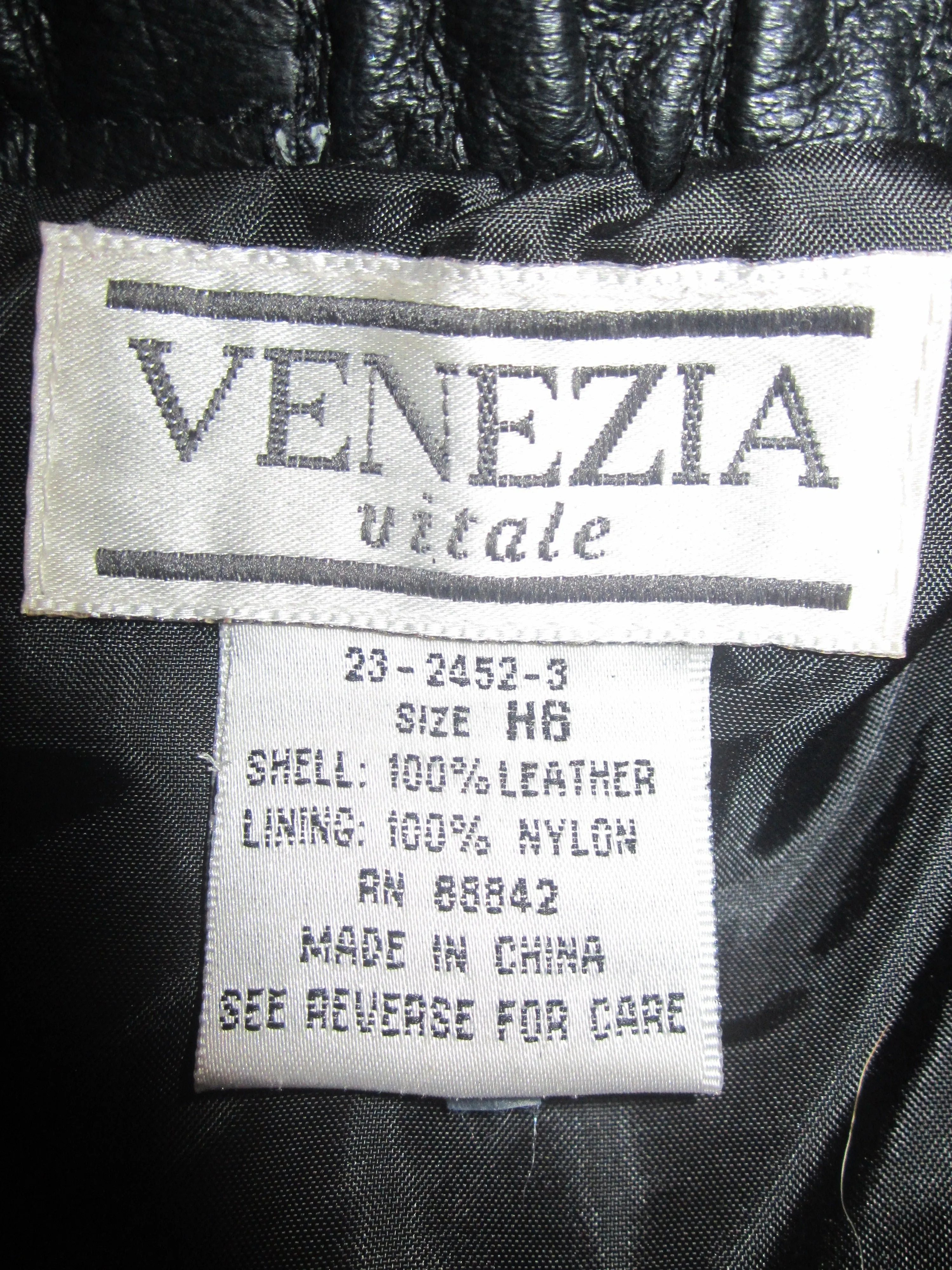 Venezia 80's Black Leather Skirt Size H-6 SKU 000104